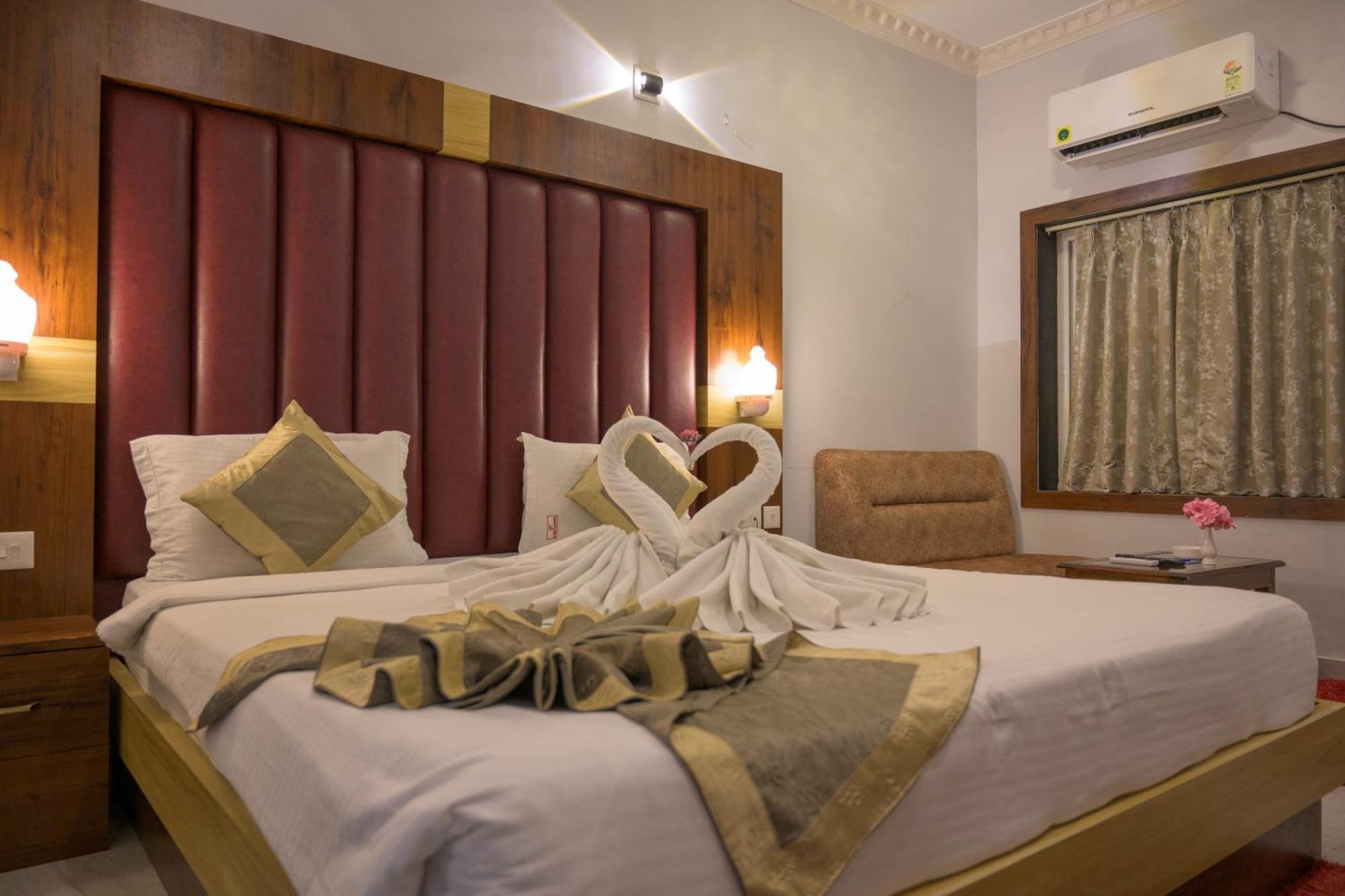 A One Lagoon Hotel Puri Exterior photo