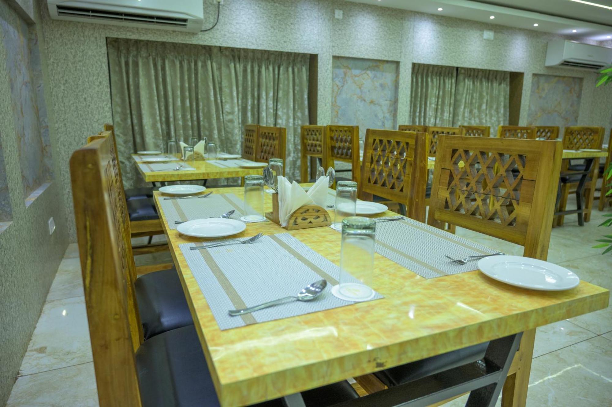 A One Lagoon Hotel Puri Exterior photo